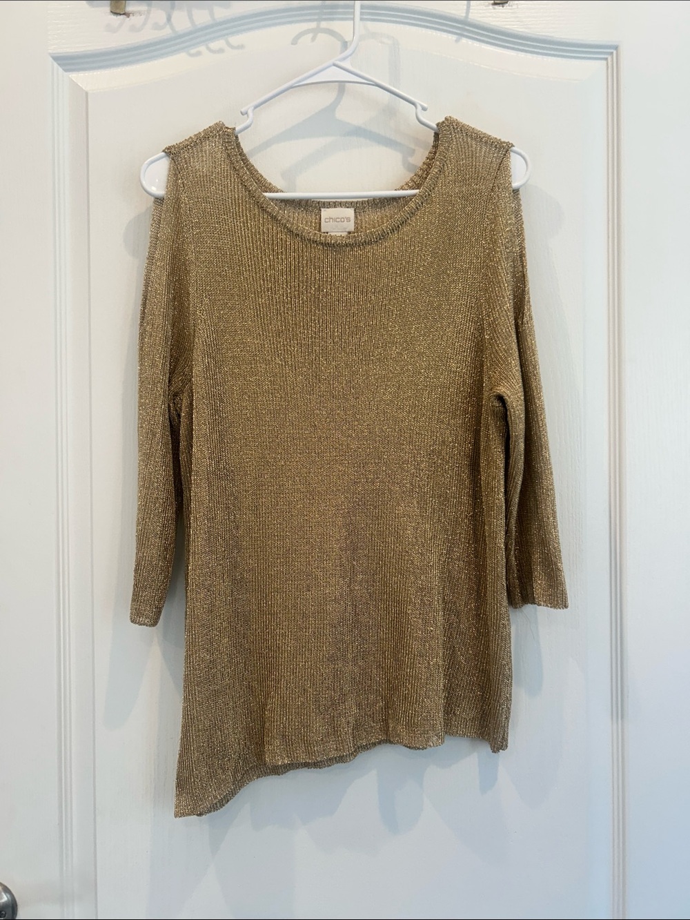 Chico's Gold Metallic Shimmer cold shoulder slant hem size 2 Sweater large